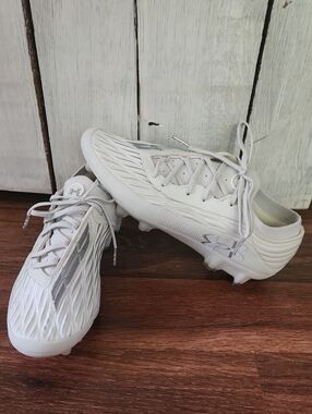 Under Armour Magnetico Elite 4 FG Soccer Cleats Womens Size 8
